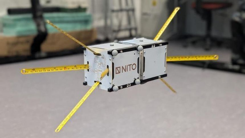 Satellitten er omtrent like stor som en toliters melekartong. Foto: Serpent/UiT