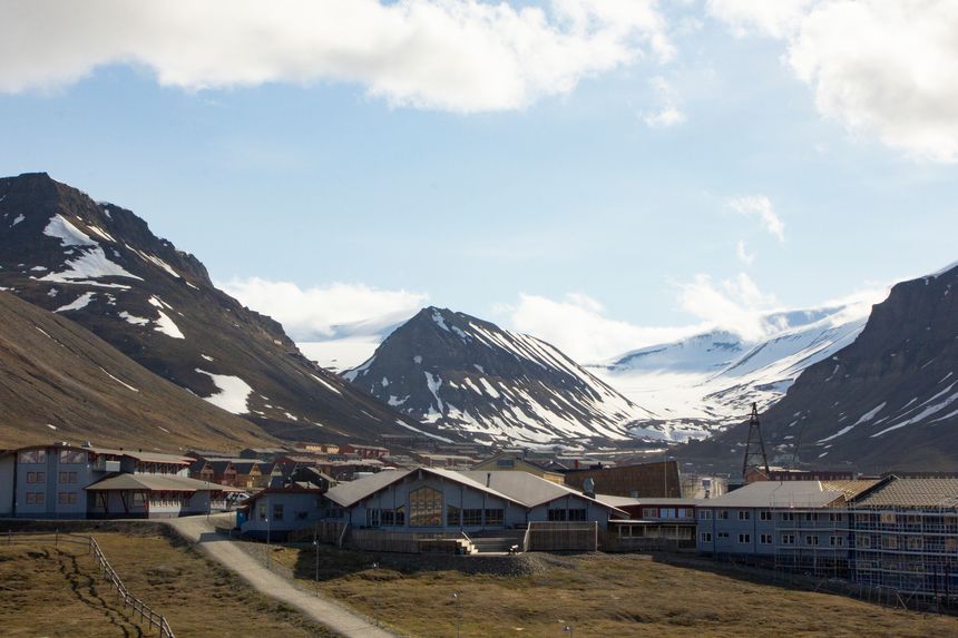 Sabotasje-angrep mot sjøkabler har skjedd i farvann utenfor Norge. De undersjøiske kablene som forbinder den norske fastlandskysten med Svalbard, ble skadet. Foto:  Jørn Berger-Nyvoll/UiT
