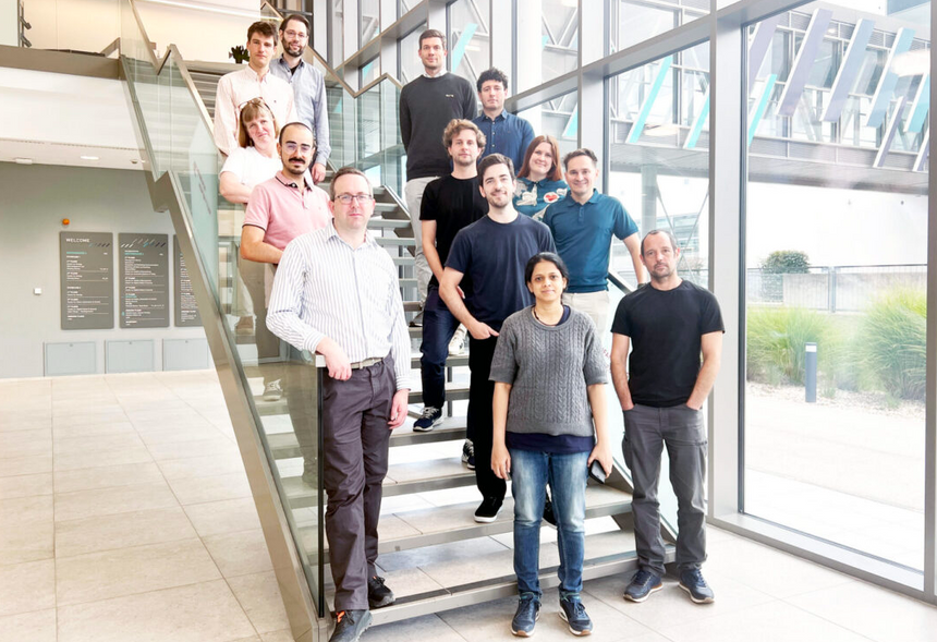 Prosjektlaget i IntelLiGent har bestått av verdensledende batteriforskere og industripartnere fra hele batteriverdikjeden. Her er de samlet hos Austrian Institute of Technology (AIT) I Wien. Foto: Sintef