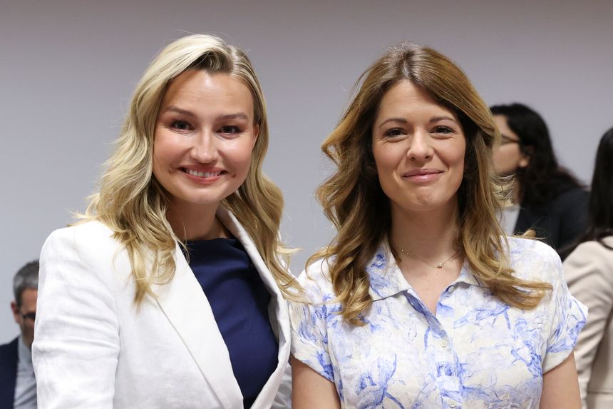 Sverige har stor glede av flaskehalsinntekter. Her er den svenske energiministeren Ebba Busch sammen med statssekretær Maud Bregeon fra Frankrike. Foto:  EU-rådet