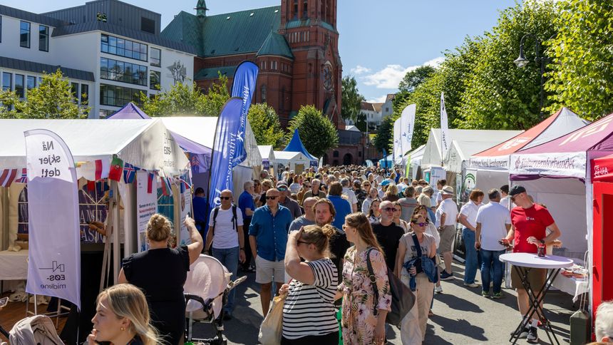 Årets utgave av Arendalsuka kunne by på mer enn 2200 arrangementer og 200 stands. Foto: TUM Studio