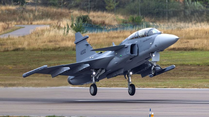Saab Gripen F tok av for første gang 28. august 2026. Foto:  Saab