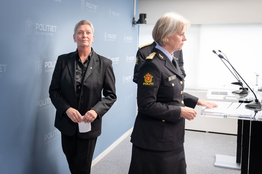 Sjef for Politiets sikkerhetstjeneste, Beate Gangås. til høyre politisjef i Oslo Ida Melbo Øystese. Pressemøte om sikkerheten under Kong Haralds begravelse. <span>Foto: Eirik Helland Urke</span>