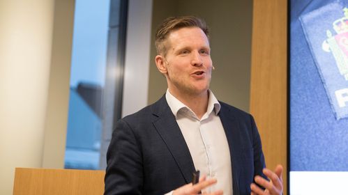 Illustrasjon av Vil ikke stemple alle datasentre som kritisk infrastruktur: – Litt fordummende