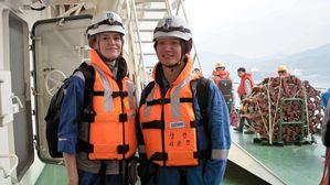 Fra ny teknologi til gamle skip: Slik sikrer de skipsfarten verden rundt