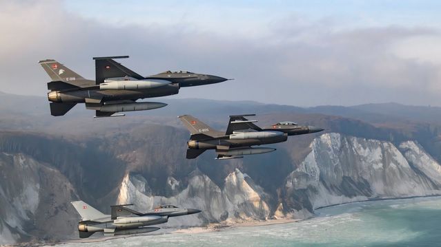 Sendte F-16 på vingene for siste gang