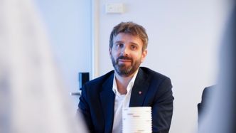 Illustrasjon av Ap vil ha strengere regulering av datasentre