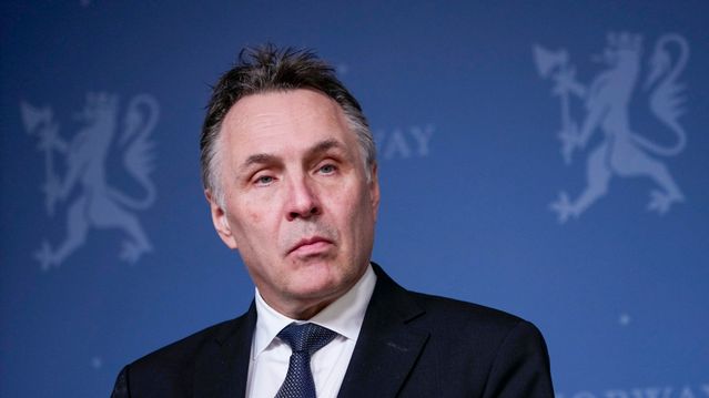 Forsvarsministeren i ilden på Stortinget