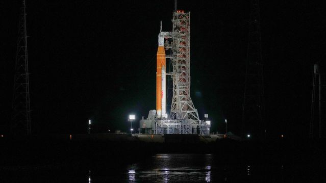 USA utsetter måneferd