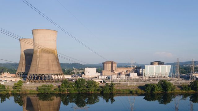  Nå vil Trump starte reaktoren igjen