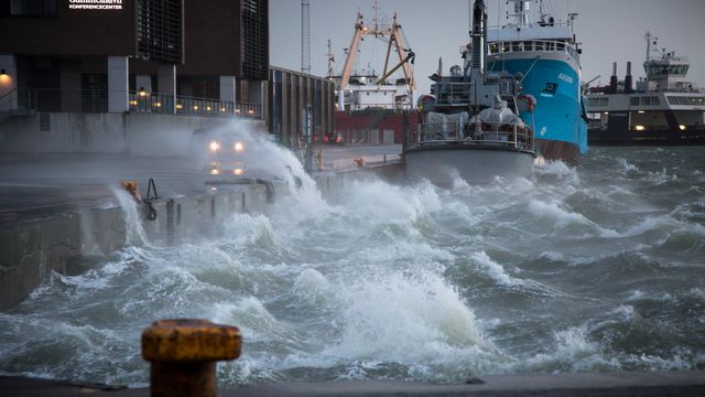 Ny metode modellerer ekstreme påkjenningar på skip og oljeplattformer
