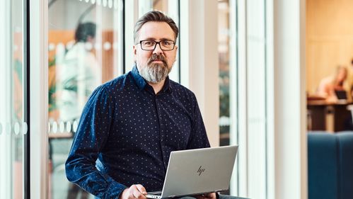 Illustrasjon av Hver tiende telefonsamtale fra utlandet er et svindelforsøk