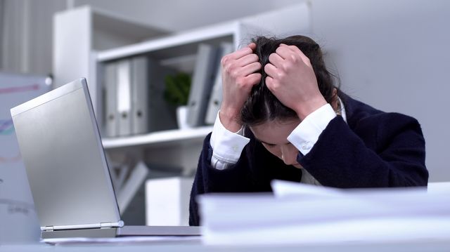 Studie: Slik kan KI føre til utbrenthet på arbeidsplassen