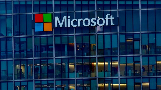 Danmark vil bruke milliarder på Microsoft – professor er kritisk