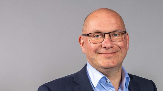 Fra støvete permer til digital sikkerhet