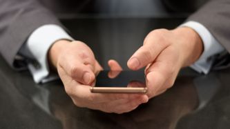 Illustrasjon av Den smarteste mobilen er den som lever lengst