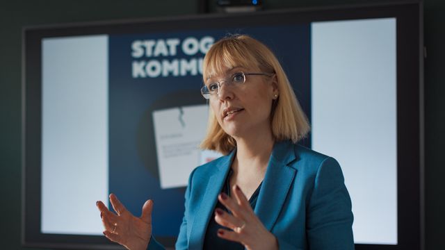 Språkrådet anbefaler norsk ord for «prompts» – vil gi Chat GPT «instrukser»