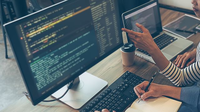 Ny rapport: KI-assistenter gjør ikke (alle) utviklere mer effektive