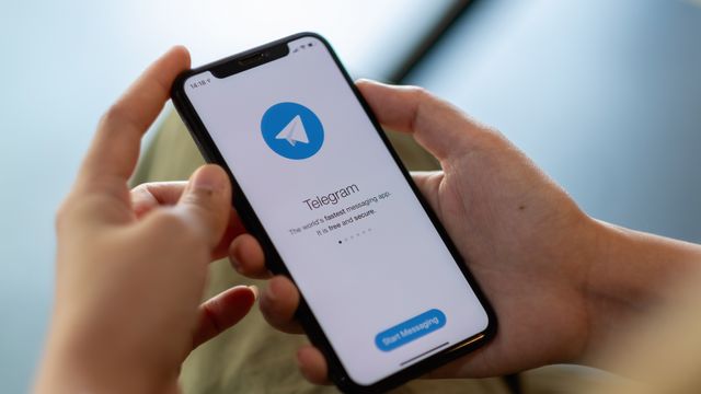 Gir etter for press: Meldingsappen Telegram har nå blitt litt mindre privat