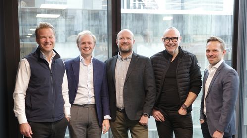 Illustrasjon av Norsk program&shy;vare­hus får drahjelp av svensk stjerne