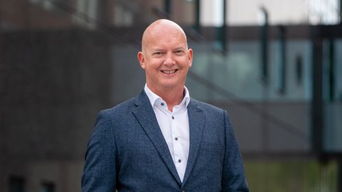 Illustrasjon av Starter opp igjen etter konkurs med milliardfond i ryggen