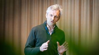 Illustrasjon av – Da jeg ble reaktorsjef, var det kanskje et uttrykk for mangel på kompetanse