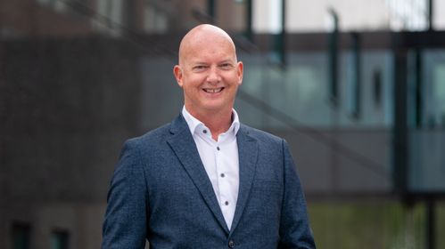 Illustrasjon av Starter opp igjen etter konkurs med milliardfond i ryggen