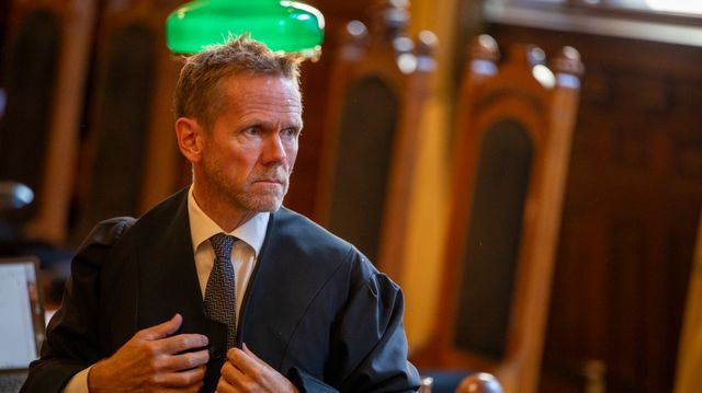 Regjeringsadvokaten kritisk til markedsføring av Svalbard-tomt