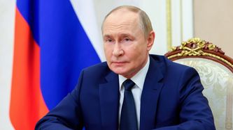 Illustrasjon av Nå må alle russere installere statseid app