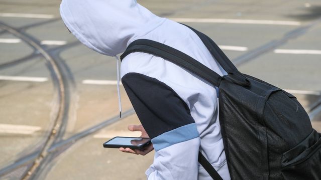 Vi må hindre at barna blir skjermavhengige «smombier»