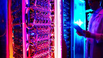 Illustrasjon av USA er slått – nå har et annet land verdens kraftigste superdatamaskin