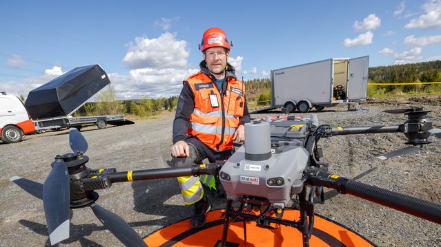 Tester løftedroner: – En no-brainer for effektivitet