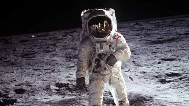 Slik kom vi til månen