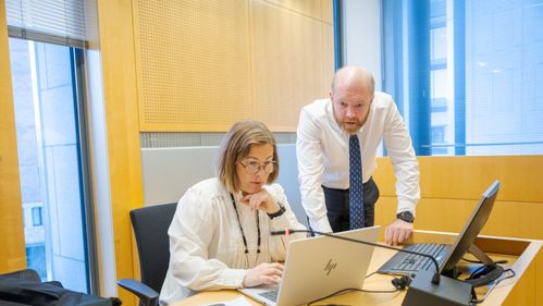 Illustrasjon av Sopra Steria-konsulent avslørt av egen snikfilming