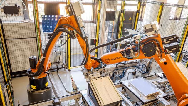 I fremtiden kan vi bruke KI for å kommunisere med robotene