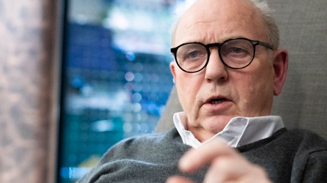 Industrieiere vurderer å ta regningen for lukket oppdrett selv