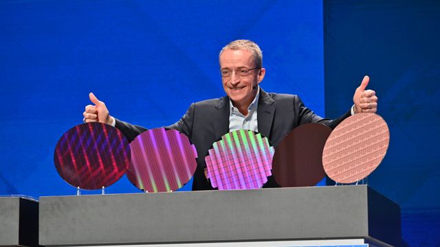 Intel sliter på mange fronter