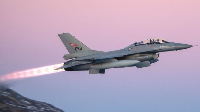 Ukrainske F-16 kan ikke vedlikeholdes videre i Norge