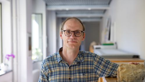 Illustrasjon av – Noen ganger får man inntrykk av at Grønland kan løse hele verdens problem med kritiske mineraler