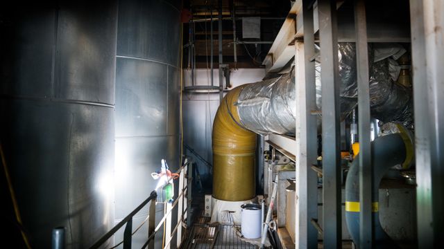 Meteorologer ut mot eksosrensing: – Feie under teppet-teknologi