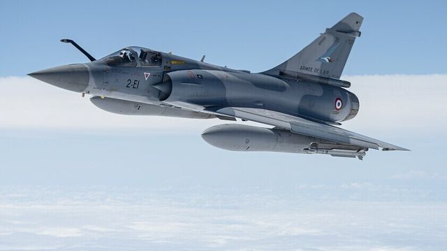 Frankrike tilbyr Mirage 2000 til Ukraina