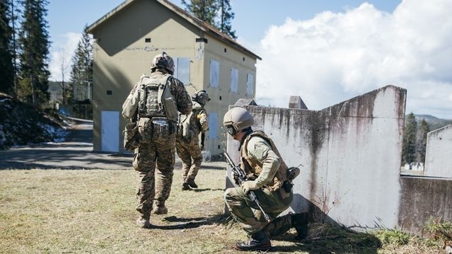 Her får ukrainske soldater hjelp til å bli mentalt robuste