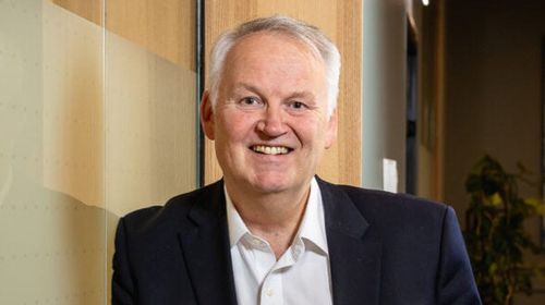 Illustrasjon av Jens Rugseth selger for 568 millioner i Link Mobility