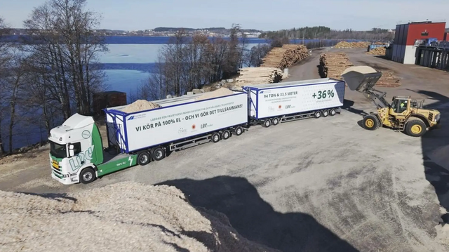 Nå er Scanias helelektriske, 33 meter lange 94-tonner på veien