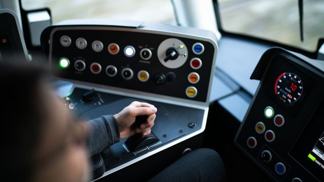 Oslo-trikkene har dødmannsknapp, men det kan ta over et halvt minutt før nødbremsene slår inn