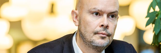 Illustrasjon av Det brukes stadig mindre penger på å bygge ut mobilnettene i Norge