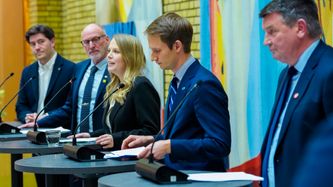 Illustrasjon av Stortinget stanser økt skatt på småkraft