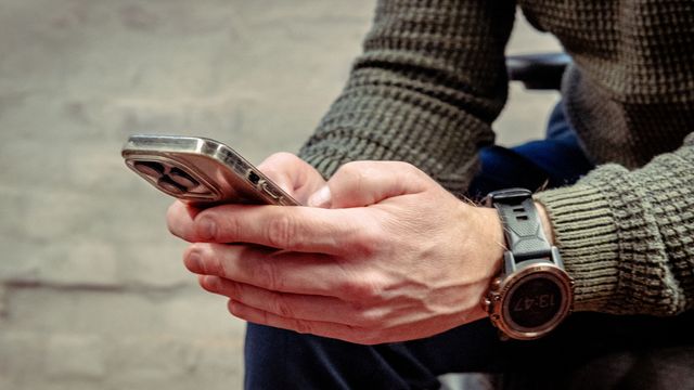 Nkom: Nesten alle mobiloperatørene bryter krav til ID-kontroll