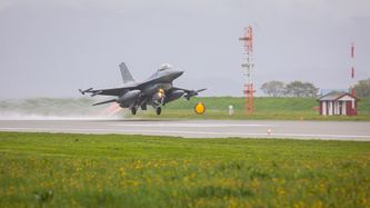 Flere militære fly i norsk luftrom de neste månedene