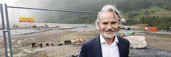 Illustrasjon av Så mye betalte Røkke for ni KI-tomter